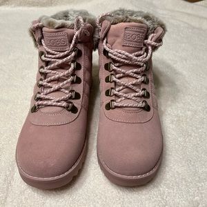 NWOT Skechers Bob’s Mountain Kiss-Frontier Frenzy Woman’s Boots size 7.5